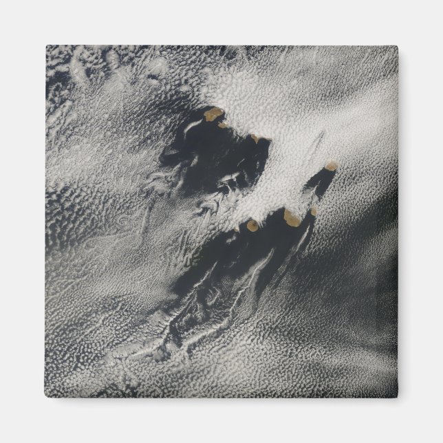 Imã Nuvens de ondas em forma de navio e vórtices de nu (Frente)