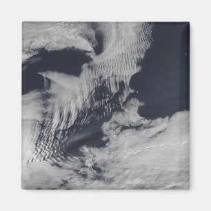 Imã nuvens Navio-onda-dadas forma no indiano sul Oce