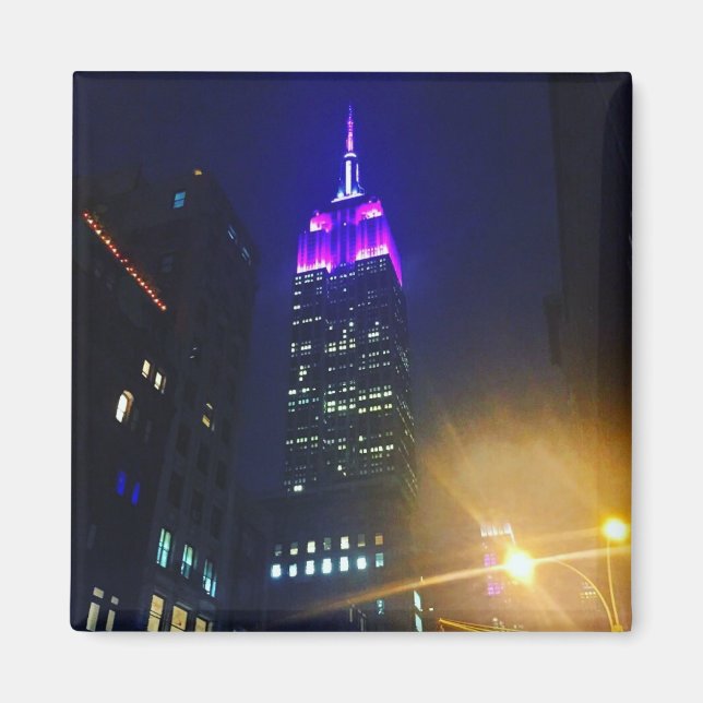 Imã NYC Skyscraper Purple Empire State Building Night (Frente)