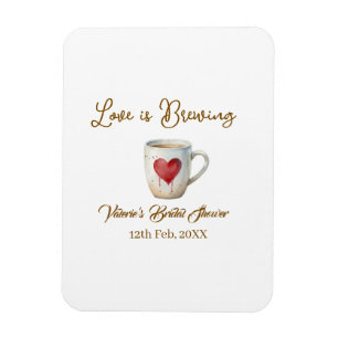 Ímã O amor está preparando caneca de café branca coraç