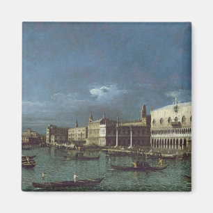Imã O canal grande com a igreja de Santa Maria