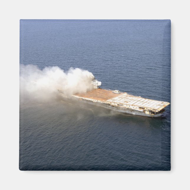 Imã O ex-Oriskany, um carro de avião desativado (Frente)