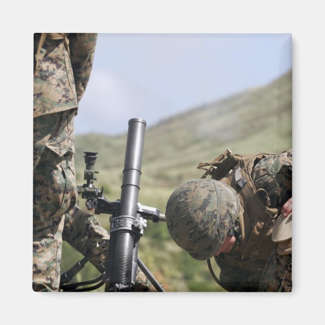 Imã O método direto de acendimento de morteiros (Frente)