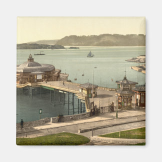 Imã O Pier, com a Ilha de Drake, Plymouth, Inglaterra