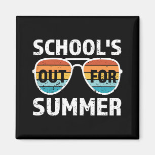 Imã O último dia da escola está fora para o verão.