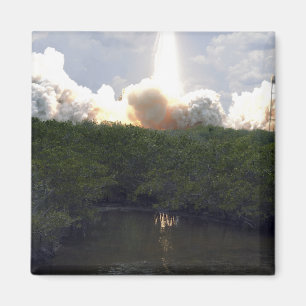 Imã O vaivém espacial Atlantis tira 14