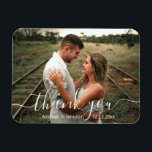 Ímã obrigado elegante, sua simples foto de casamento d<br><div class="desc">obrigado elegante,  seu simples roteiro foto de casamento Magnet</div>
