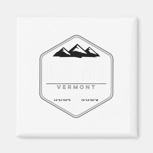 Imã Okemo Mountain Vermont Graphic Snowboard T Shirt