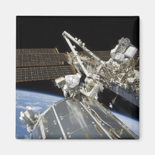 Imã Os astronautas executam uma série de tarefas