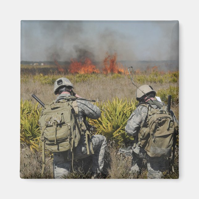 Imã Os soldados chamam informações (Frente)