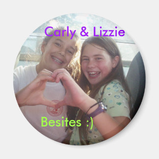 Imã P5250239, Carly & Lizzie, Besites :)