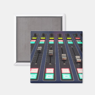 Imã Painel Mixer de Som Studio, Fechar
