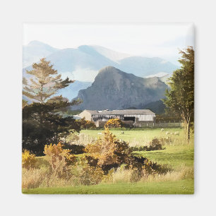 IMÃ PAISAGEM DA FAZENDA E DA MONTANHA DE GALÊS
