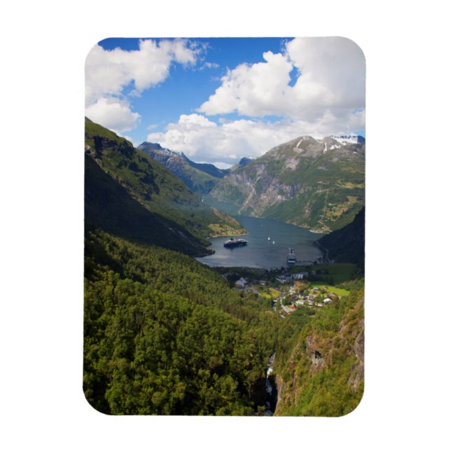 Ímã Paisagem do fiorde de Geiranger, Noruega (Vertical)
