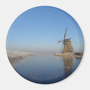 Imã Paisagem do inverno com moinho de vento e gelo
