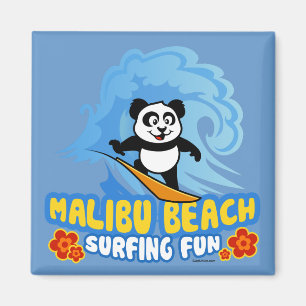 Imã Panda surfando da praia de Malibu