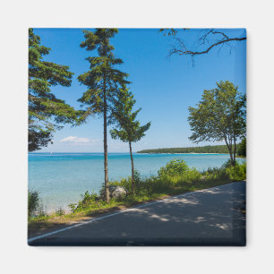 Imã Paraíso da movimentação da costa do lago
