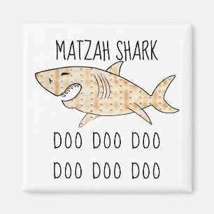 Imã Passa-Praça Magneta "Matzah Shark Doo Doo Doo"