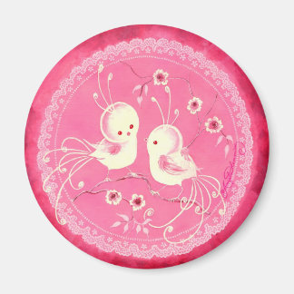 Imã Pássaros Brancos Fantásticos com Flores e Fronteir