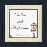 Imã Pássaros do Amor Tan/Brown Wedding Magnet<br><div class="desc">Os ímãs personalizados quadrados de 2"x2" são impressos em alta qualidade e com cores vibrantes. Perfeito para anúncios de bebês, lembretes salvas da data, presentes para familiares e amigos, ou até mesmo anúncios de promocional de excelente para qualquer empresa. Coloque-os na geladeira, armário de arquivos, lavadora de louça ou sua...</div>