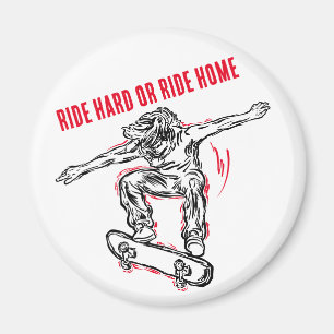 Imã Pateador Voador Fazendo Médio-Ar-Skateboard