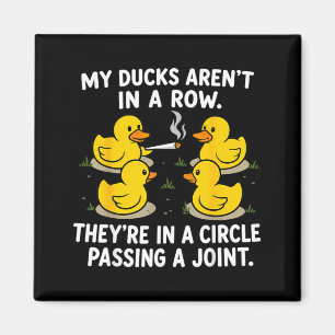 Imã Patos Fofos Não Estão Em Uma Linha Em Um Círculo P