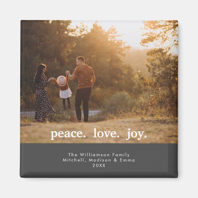 Imã Peace Love Joy Holiday Christmas Family Photo (Frente)