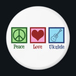 Imã Peace Love Ukulele<br><div class="desc">Peace Love Ukulele. Um presente bonito para jogadores ukuleles, com um legal sinal de paz, coração e instrumento uke.</div>