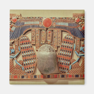 Imã Peitoral decorado com o escaravelho voado