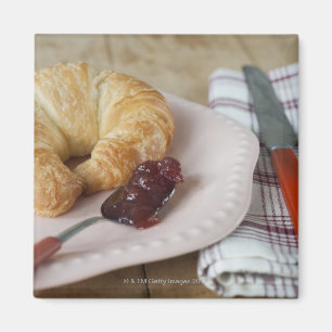 Imã Pequeno almoço francês com croissant