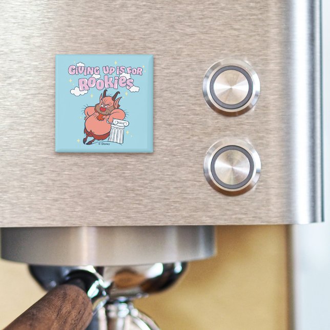 Imã Phil - Giving Up is for Rookies Magnet (Magnet simulated on coffee maker)