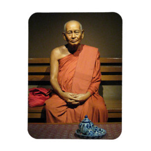 Ímã Phra Dhammayanmuni ... Monk budista