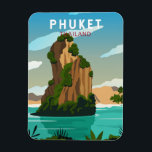 Ímã Phuket Tailândia Retro<br><div class="desc">Trabalho de arte de vetor de Phuket. É constituída pela ilha de Phuket, a maior ilha do país, e por outras 32 ilhas menores ao largo da sua costa. Fica ao largo da costa oeste da Tailândia continental, no Mar de Andaman.</div>