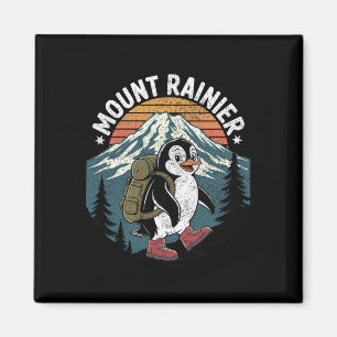 Imã Pinguim Montanhista Divertido Subindo o Monte Rain