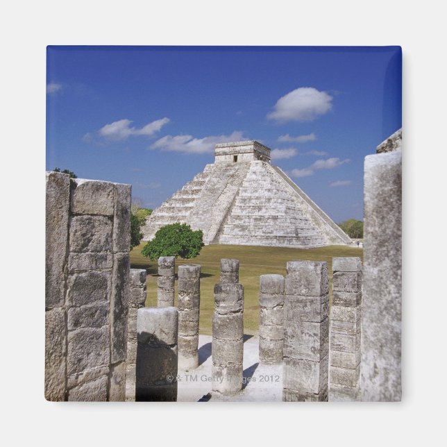 Imã Pirâmide Kukulcan, como se vê no Grupo do (Frente)