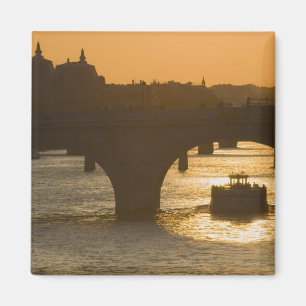 Imã Pont Neuf, Sena, pôr do sol, Paris, FrançaMuseu
