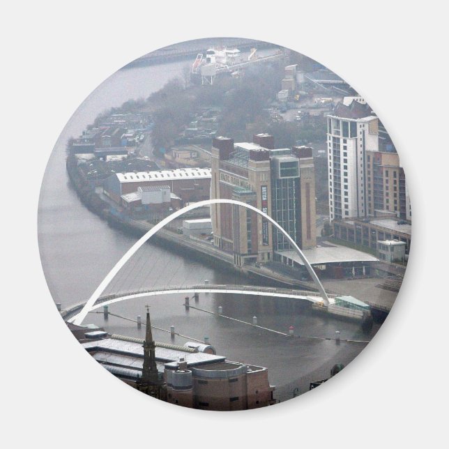 Imã Ponte do Milênio de Newcastle com Tyne (Frente)