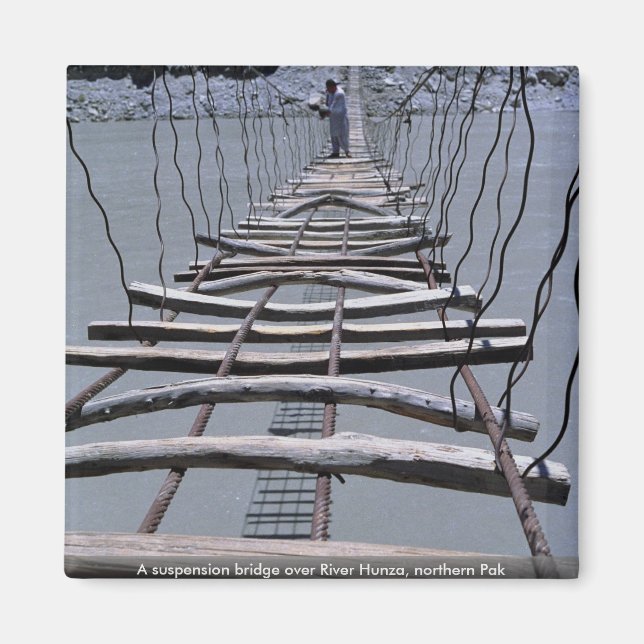 Imã Ponte suspensa sobre o rio Hunza, Pak norte (Frente)