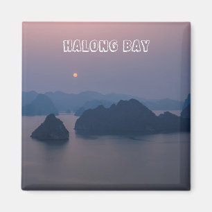 Imã Pôr do sol sobre a Baía de Halong - Vietnã, Ásia