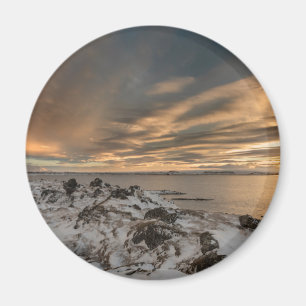 Imã Pôr do sol sobre o lago Myvatn, Islândia