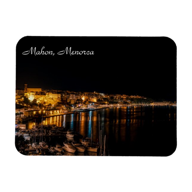 Ímã Porto de Mahon à noite - Menorca, Espanha (Horizontal)