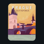 Ímã Praga República Checa Viagem Art Vintage<br><div class="desc">Design de arte vetorial de Praga. Apelidada de "a Cidade de Cem Espires",  é conhecida pela sua Praça Velha da Cidade,  o coração do seu núcleo histórico,  com edifícios barrocos coloridos.</div>