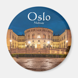 Imã Prédio de Tempestade de Oslo na Noruega à noite