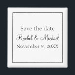 Imã Preto e branco clássico<br><div class="desc">Um imã perfeito para salvar a data do seu casamento,  este item apresenta um fundo branco clássico com texto preto,  personalize o seu hoje!</div>