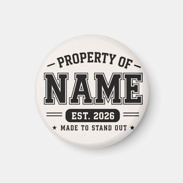 Imã Propriedade Personalizada do Nome – Estilo Varsity (Frente)