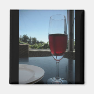 Imã Provando de vinho