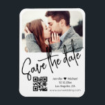 Ímã qr código: foto de casamento branco moderno salvar<br><div class="desc">qr código branco moderno manuscrito preto Imã salve a data de fotos de fundo preto personalizado. você pode mudar a cor de fundo e a cor e o estilo da fonte.</div>