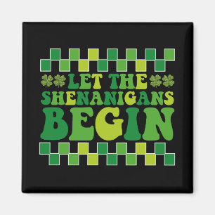 Imã Que Comece as Travessuras Irlandês Groovy Retro