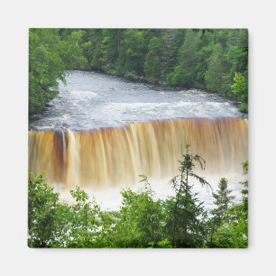 Imã Quedas da parte superior de Tahquamenon