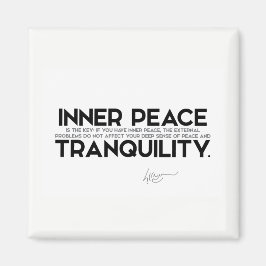 Imã QUOTAS: Dalai Lama - A paz interna é a chave